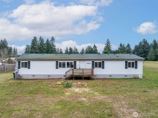 19112 Loganberry Street SW, Rochester, WA 98579