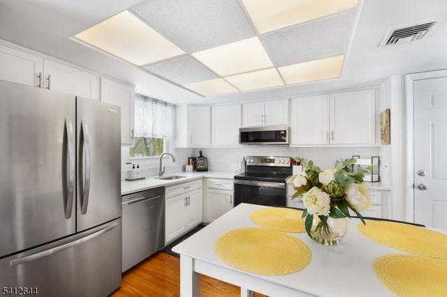 108 HILLSIDE TERRACE EAST, Mansfield Twp., NJ 07840