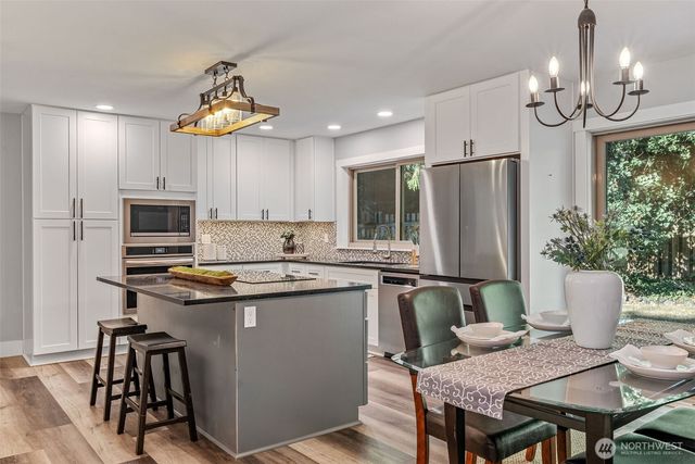 231 Resolute Lane, Port Ludlow, WA 98365