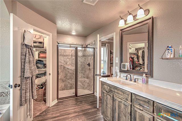 1120 Dark Wood Drive, Harker Heights, TX 76548