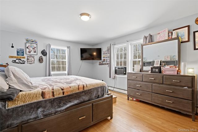 23 Hazelwood Road N, Wurtsboro, NY 12790