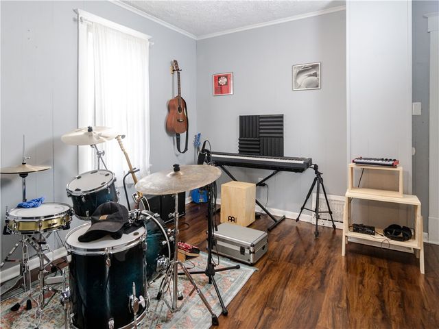 974 Coleman Ave, Sharpsville, PA 16150