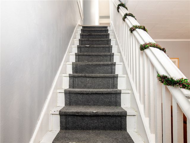 974 Coleman Ave, Sharpsville, PA 16150