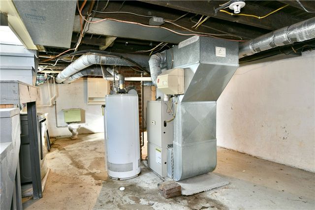 974 Coleman Ave, Sharpsville, PA 16150