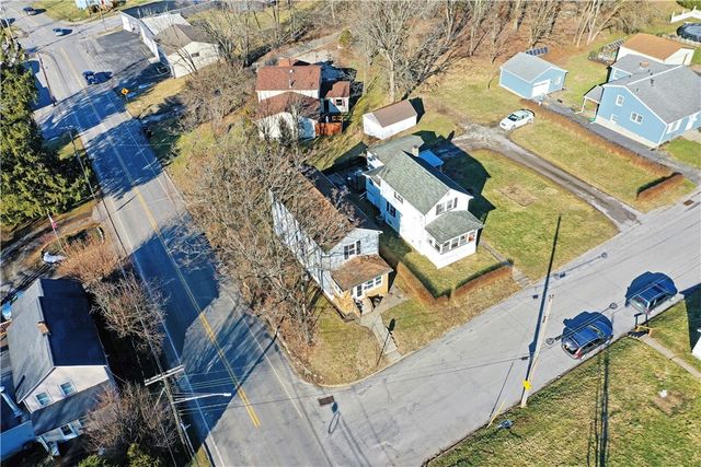 974 Coleman Ave, Sharpsville, PA 16150