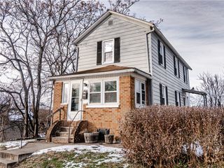 974 Coleman Ave, Sharpsville, PA 16150