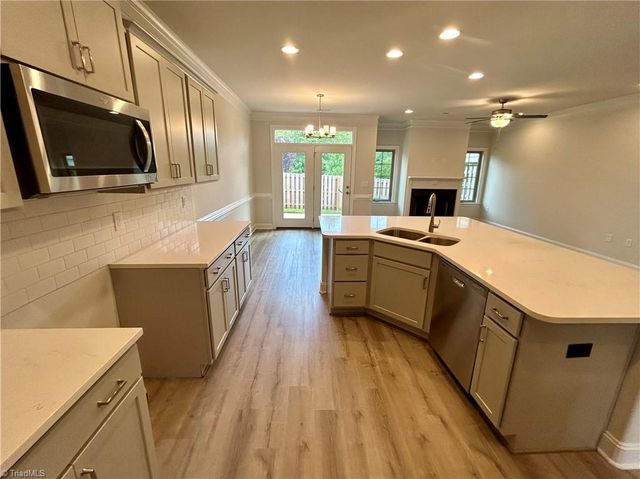 4722 Willowstone Drive, High Point, NC 27265