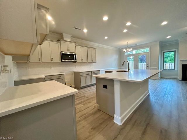 4722 Willowstone Drive, High Point, NC 27265