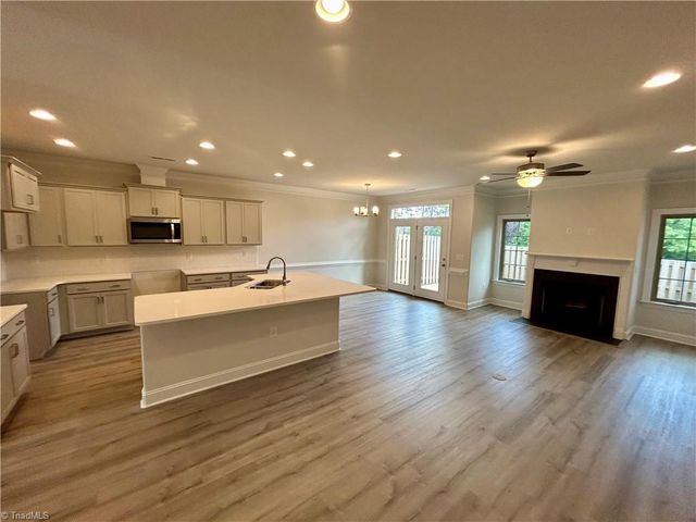 4722 Willowstone Drive, High Point, NC 27265