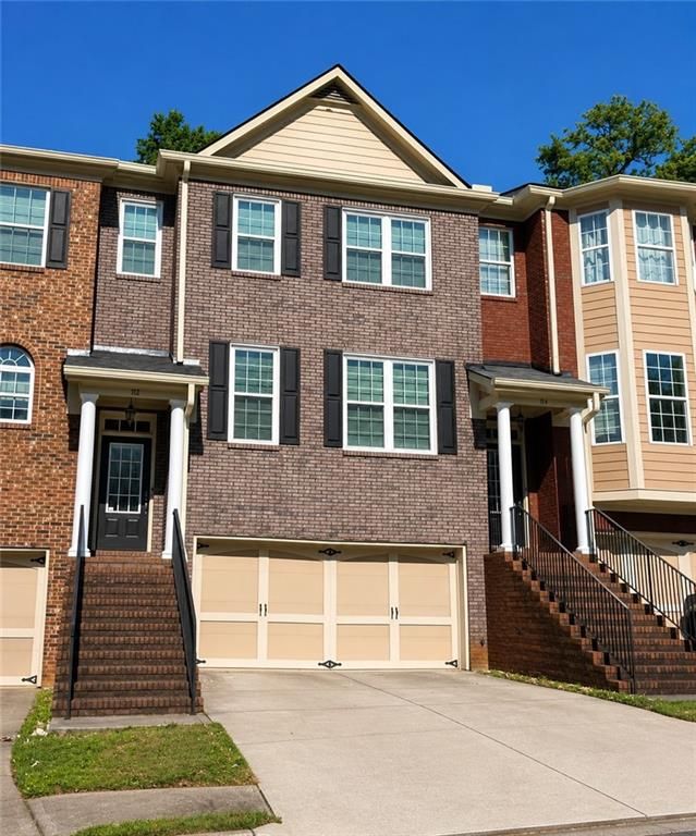 112 Village Lane, Villa Rica, GA 30180