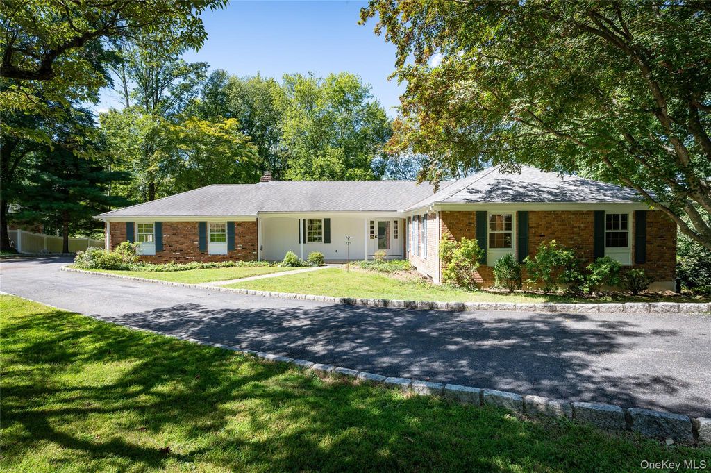 11 Skyview Drive, Armonk, NY 10504