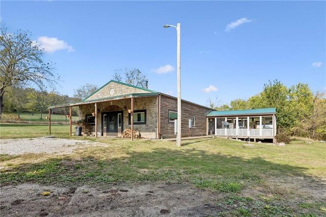 977 NW 1651 Road, Bates City, MO 64011