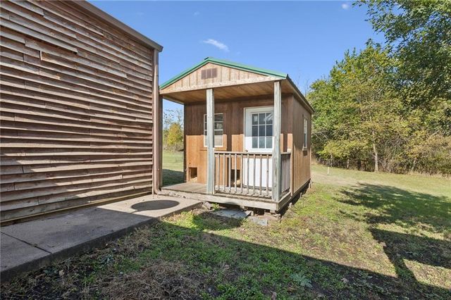 977 NW 1651 Road, Bates City, MO 64011