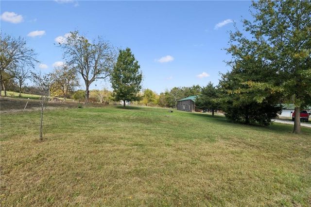977 NW 1651 Road, Bates City, MO 64011