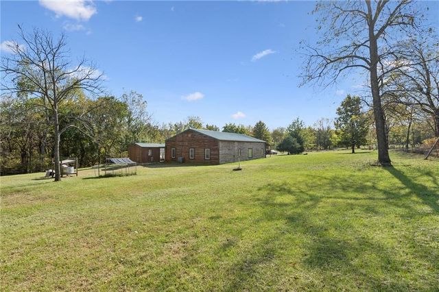 977 NW 1651 Road, Bates City, MO 64011