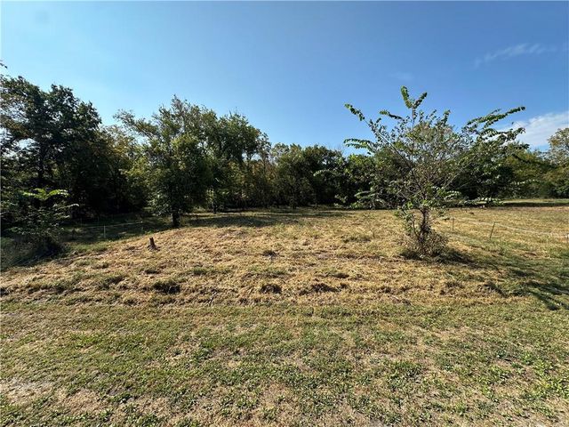 977 NW 1651 Road, Bates City, MO 64011