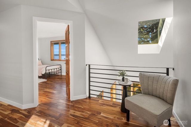 8305 44th Avenue SW, Seattle, WA 98136