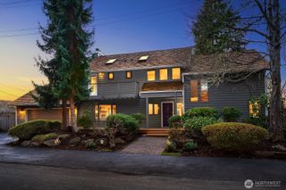 8305 44th Avenue SW, Seattle, WA 98136