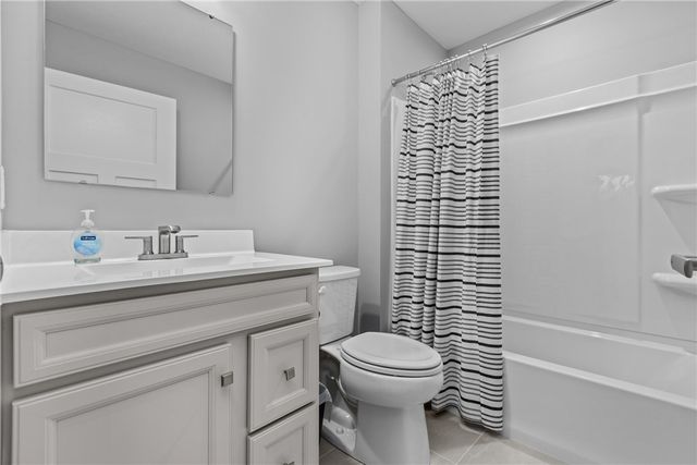 20 Maple Hill, South Franklin, PA 15301