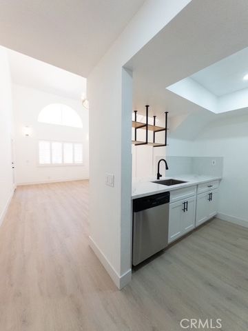 12601 Van Nuys Boulevard 209, Pacoima, CA 91331