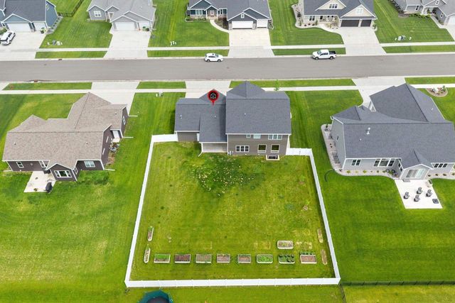 N9239 LAURA STREET, Appleton, WI 54915