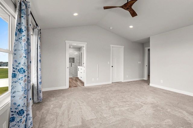 N9239 LAURA STREET, Appleton, WI 54915