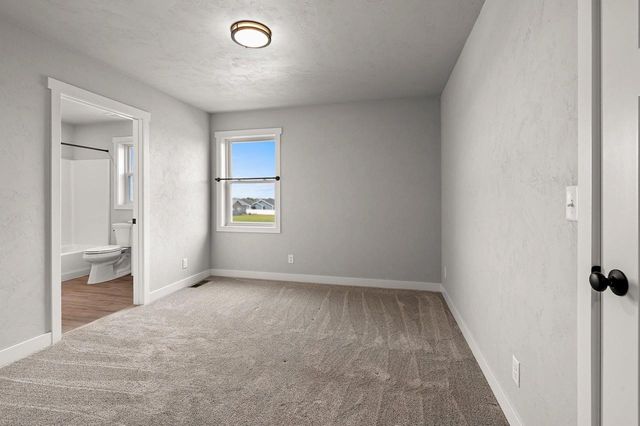 N9239 LAURA STREET, Appleton, WI 54915
