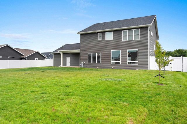 N9239 LAURA STREET, Appleton, WI 54915