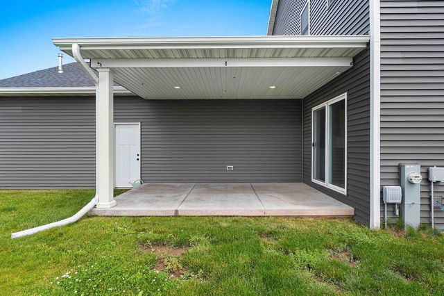 N9239 LAURA STREET, Appleton, WI 54915