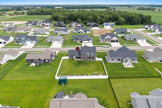N9239 LAURA STREET, Appleton, WI 54915