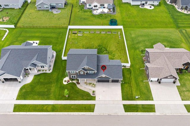 N9239 LAURA STREET, Appleton, WI 54915