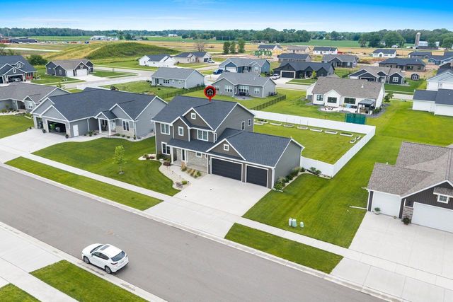 N9239 LAURA STREET, Appleton, WI 54915