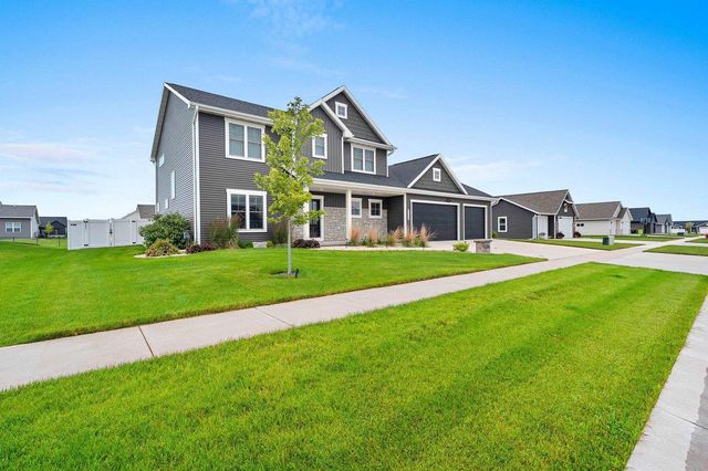 N9239 LAURA STREET, Appleton, WI 54915
