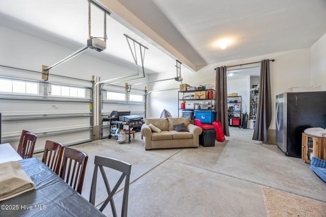 945 Arbor Rose Drive, Greenville, NC 27858