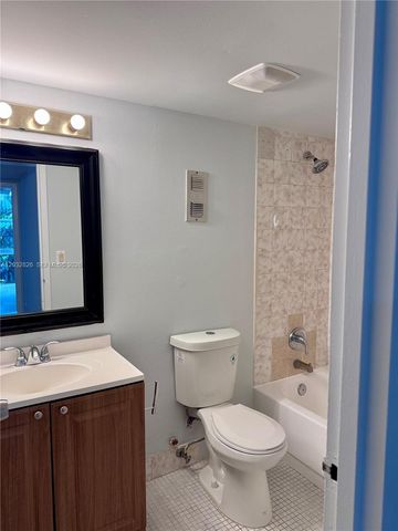 16950 W Dixie Hwy A232 Hwy 232, North Miami Beach, FL 33160