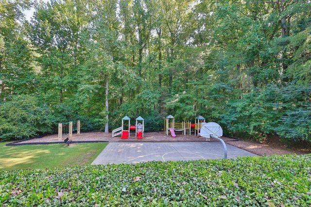 5440 Bentley Hall Drive, Alpharetta, GA 30005