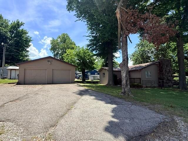 56641 E Lee Road, Afton, OK 74331