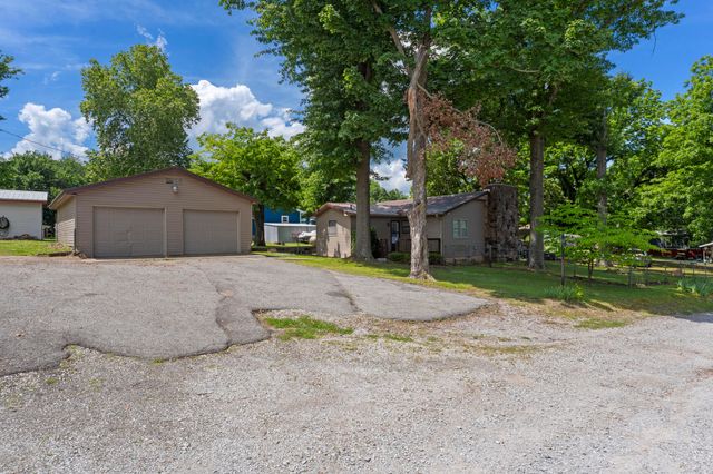 56641 E Lee Road, Afton, OK 74331
