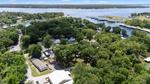 56641 E Lee Road, Afton, OK 74331