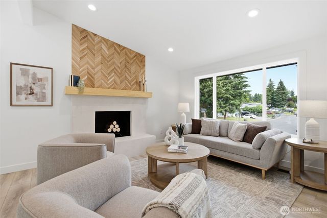 2330 171st Place SE, Bothell, WA 98012