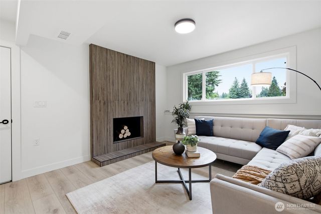 2330 171st Place SE, Bothell, WA 98012