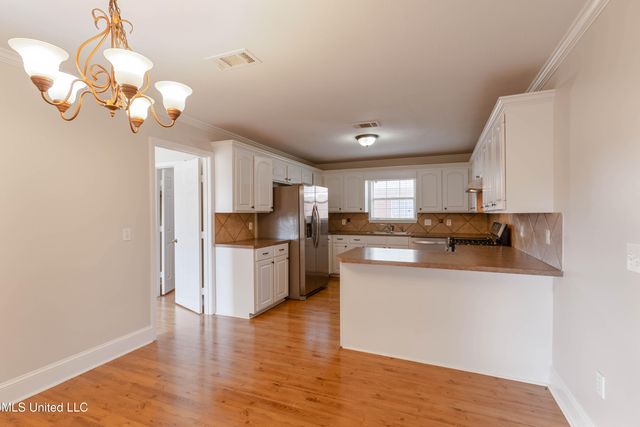 105 Channing Circle, Canton, MS 39046