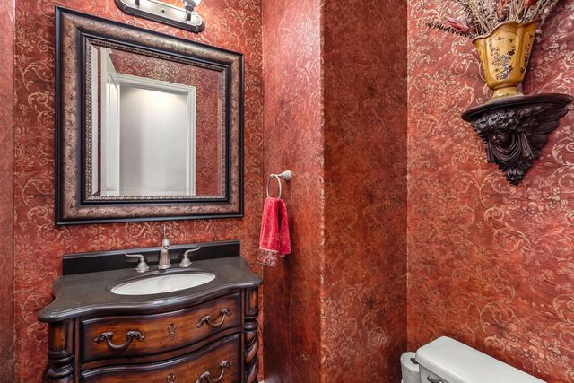 116 Tesori Drive, Palm Desert, CA 92211