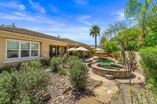 116 Tesori Drive, Palm Desert, CA 92211