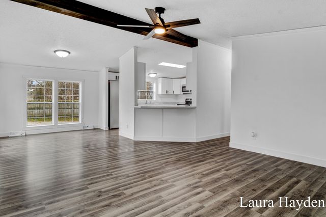 6220 W Riverside Drive, Saranac, MI 48881