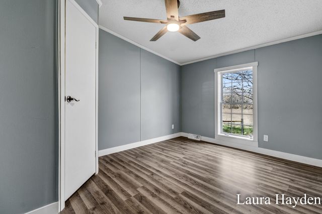 6220 W Riverside Drive, Saranac, MI 48881