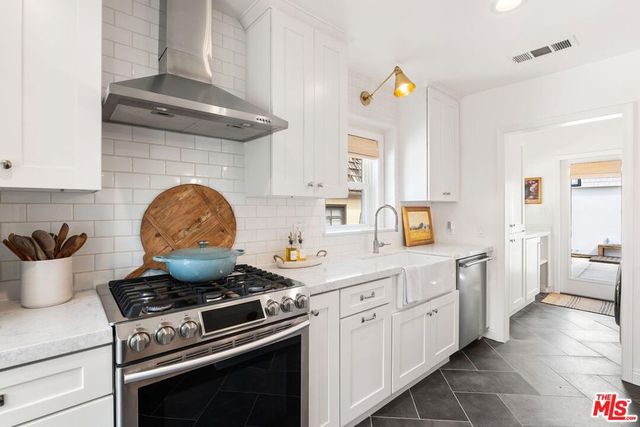 3316 Pearl Street, Santa Monica, CA 90405