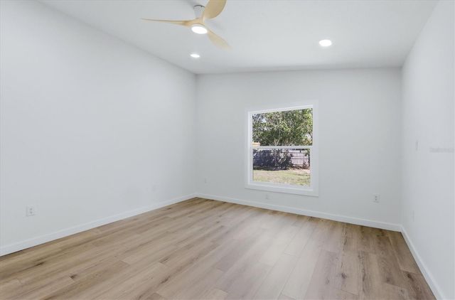 5251 BUNYAN STREET, Sarasota, FL 34232