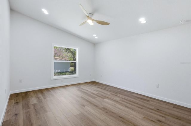 5251 BUNYAN STREET, Sarasota, FL 34232