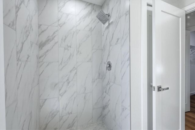 5251 BUNYAN STREET, Sarasota, FL 34232